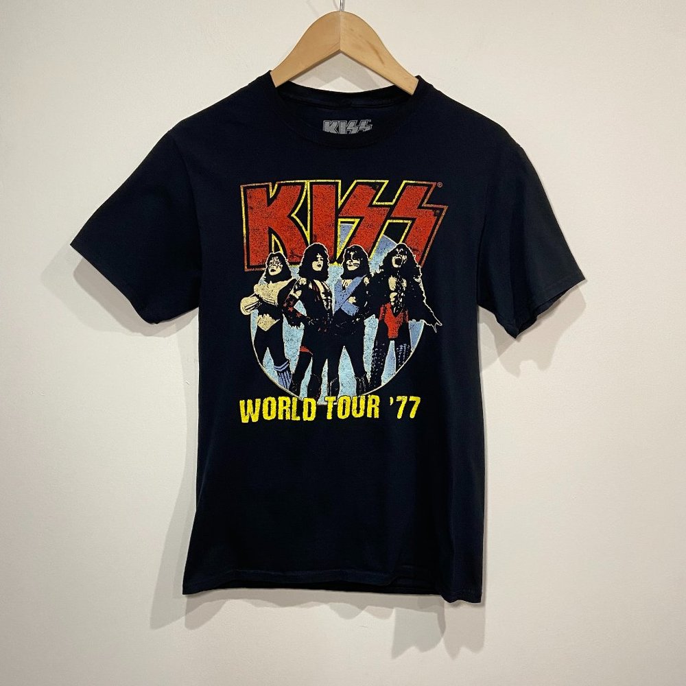 Kiss Black Graphic Print T-Shirt 100% Cotton Size Small
